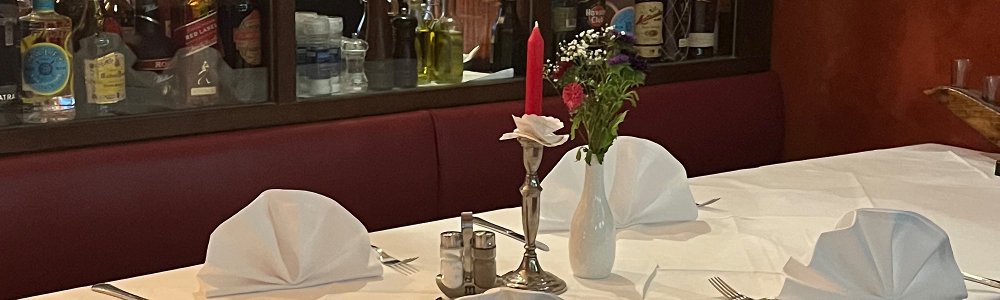 Gedeckter Tisch